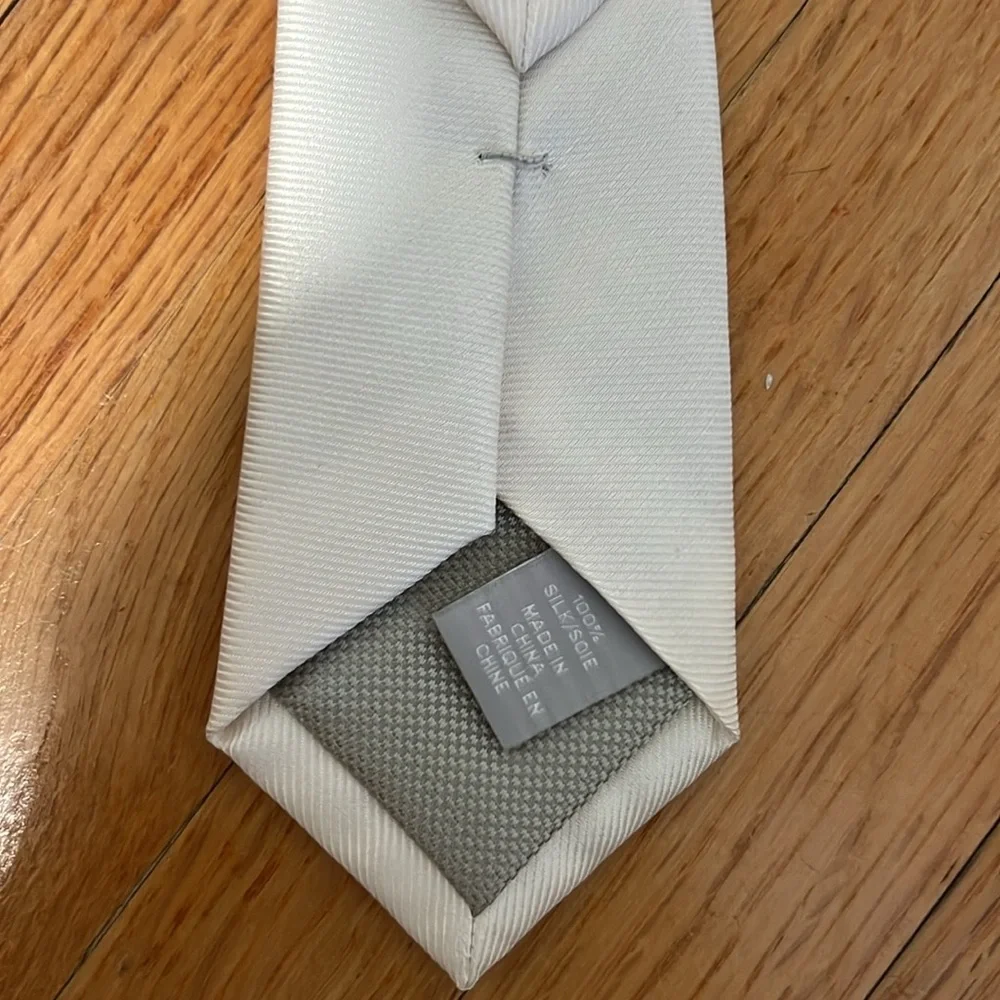 Zipper Easy White Tie